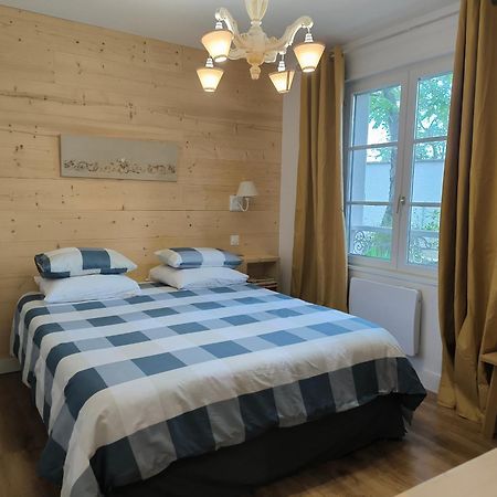 Bed and Breakfast La Frenaie Saint-Cyr-sur-le-Rhone Exterior foto
