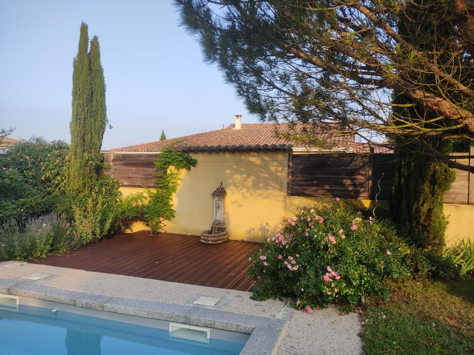 Bed and Breakfast La Frenaie Saint-Cyr-sur-le-Rhone Exterior foto